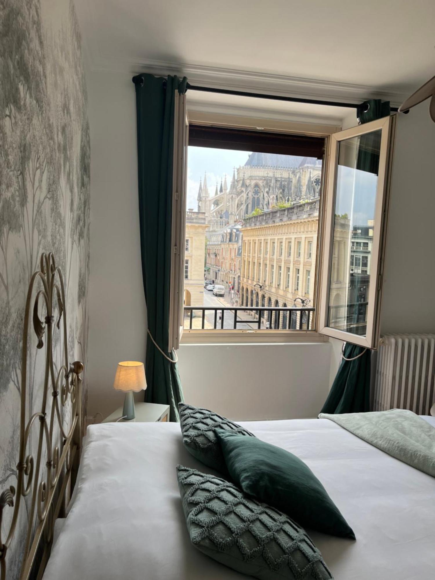 Royal Home, Hypercentre Reims Avec Vue Cathedrale المظهر الخارجي الصورة